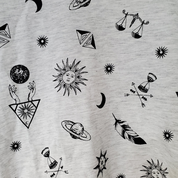 Womens fun sun print sweater - Picture 2 of 2